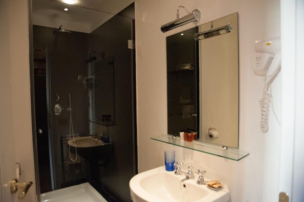 Bed and Breakfast Relais Teatro Argentina Rom Exterior foto